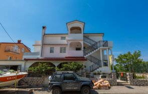 Apartmani Haus Šira